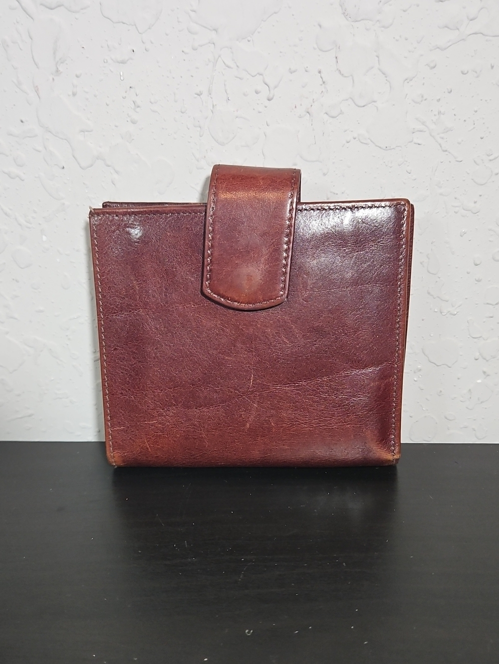 Brahmin Womens Vintage Leather Kiss-Lock Square Brown Wallet